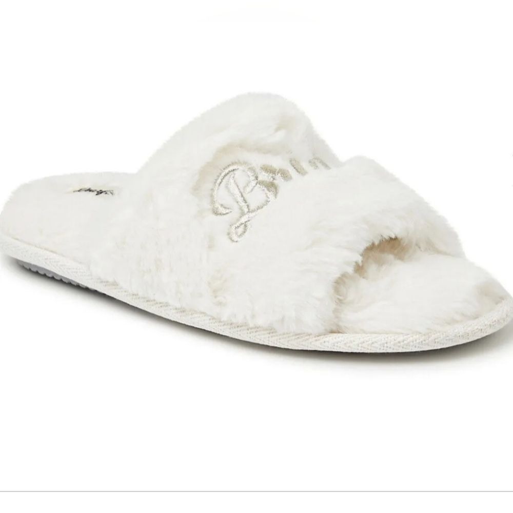 Bride To Be White Fuzzy Slippers Wedding Bridal Shower Gift
